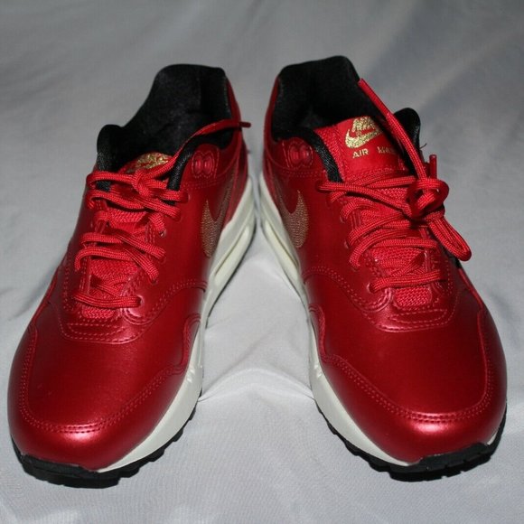 Nike Shoes - Nike Women's Red Sneakers